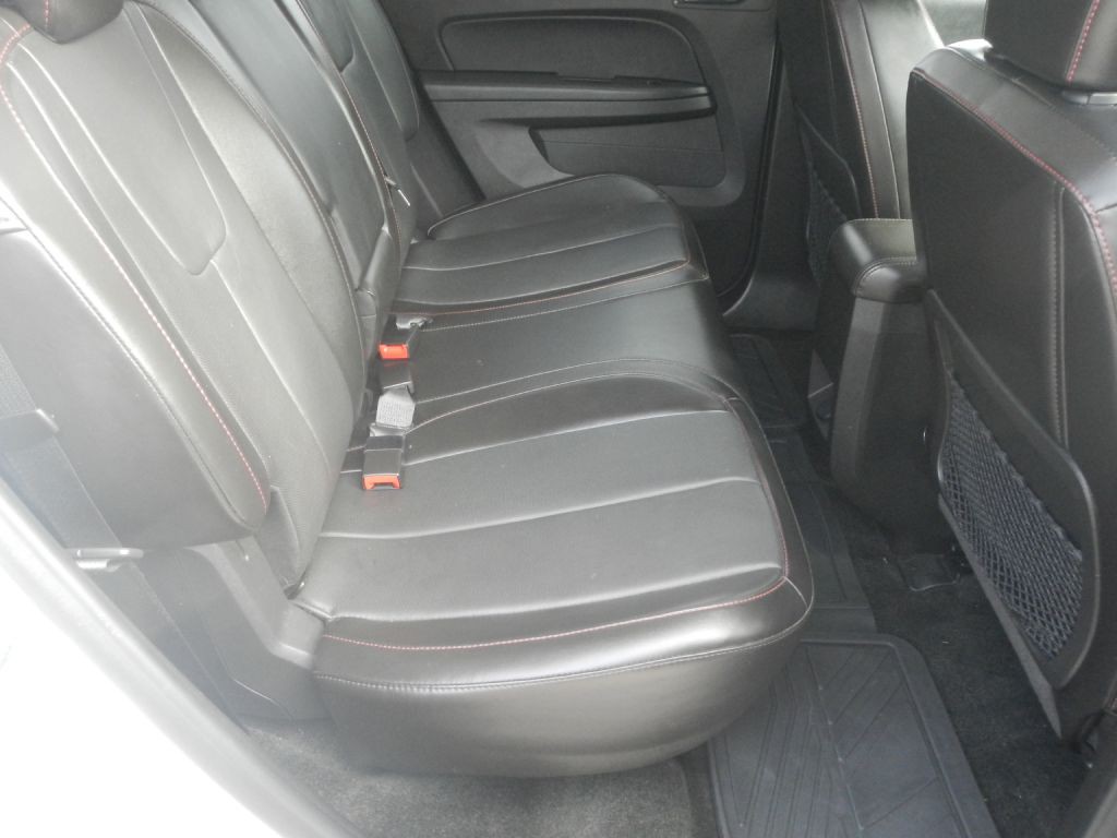 2017 Chevrolet Equinox Image 24