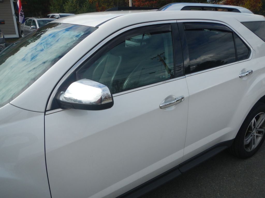 2017 Chevrolet Equinox Image 35