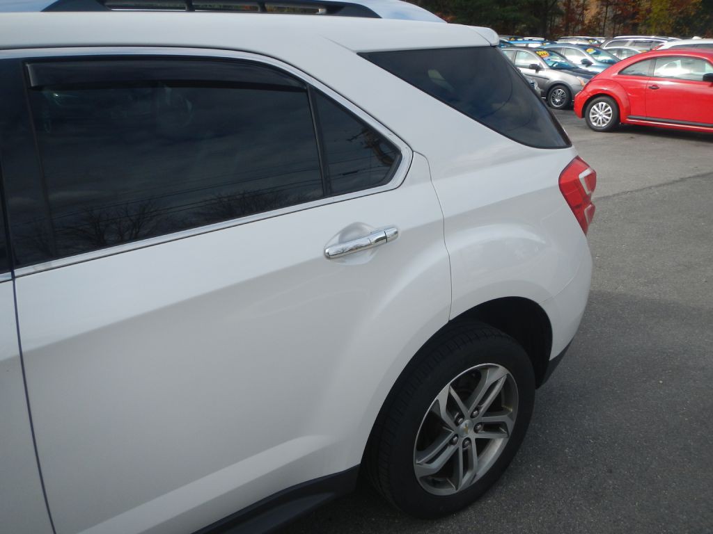 2017 Chevrolet Equinox Image 36