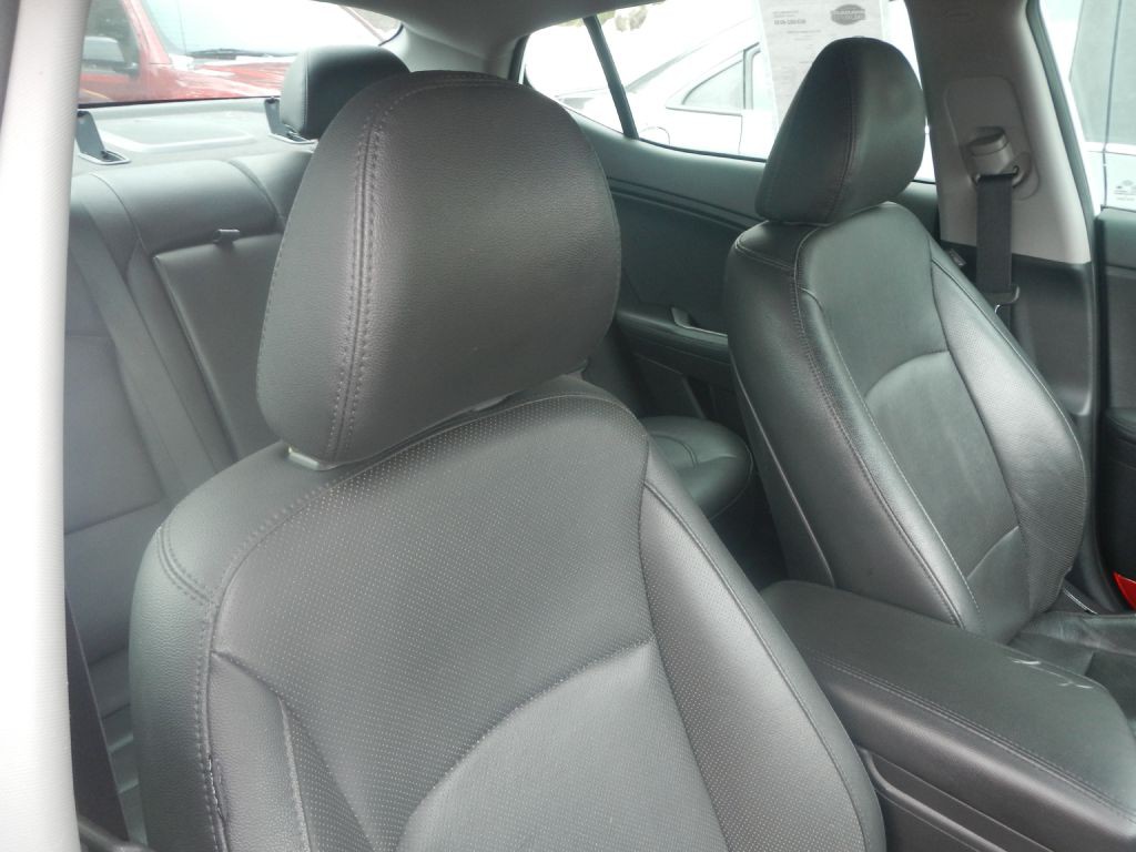 2015 Kia Optima Image 24