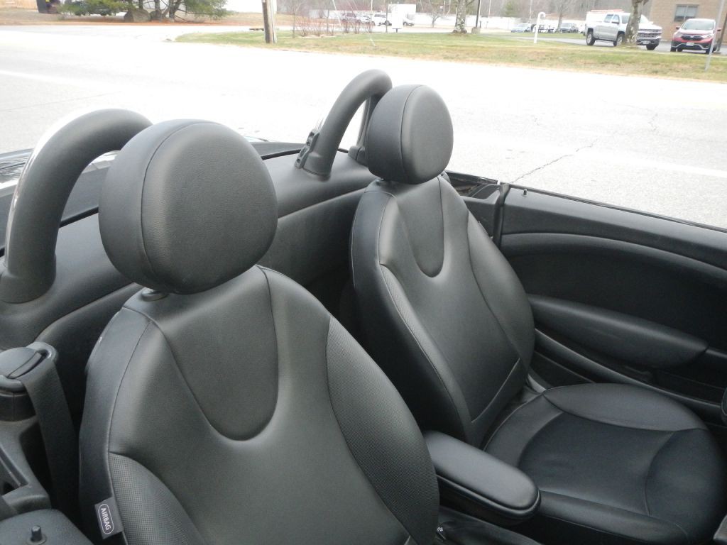 2013 MINI Cooper Image 4