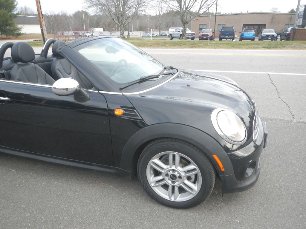 2013 MINI Cooper Image 10