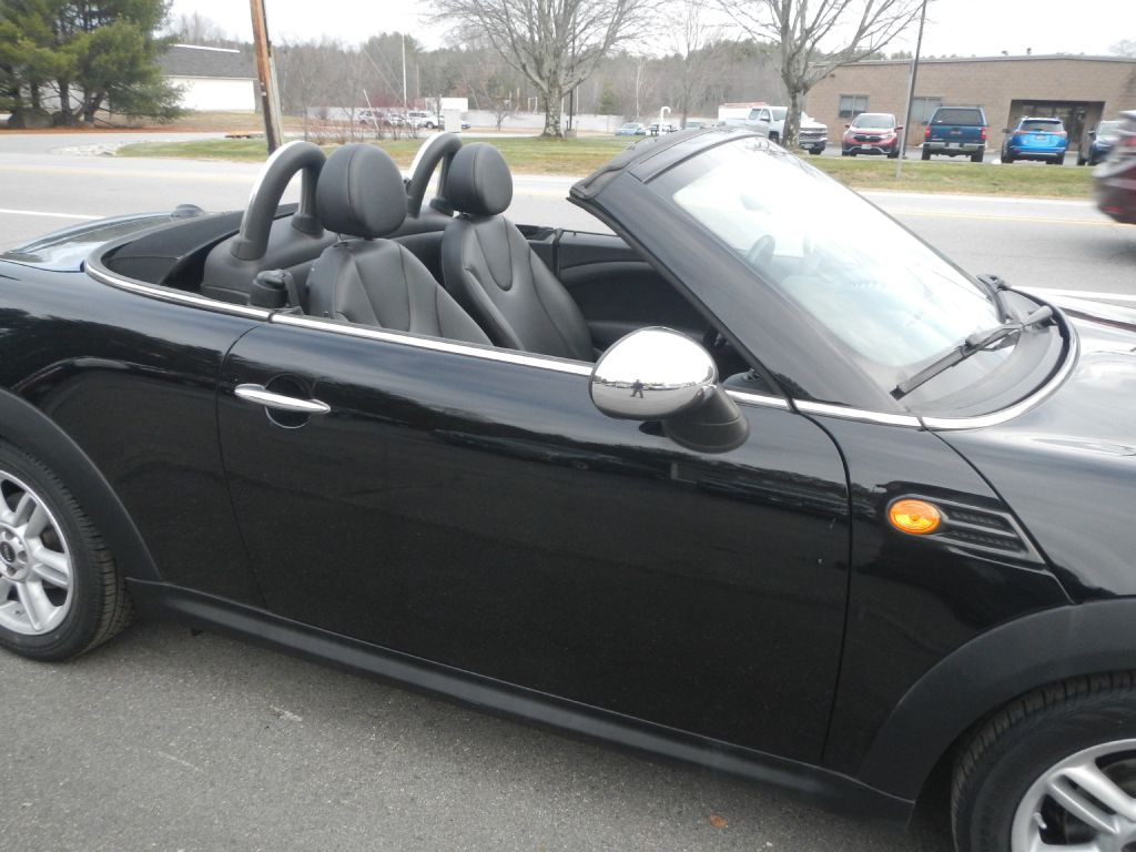 2013 MINI Cooper Image 11