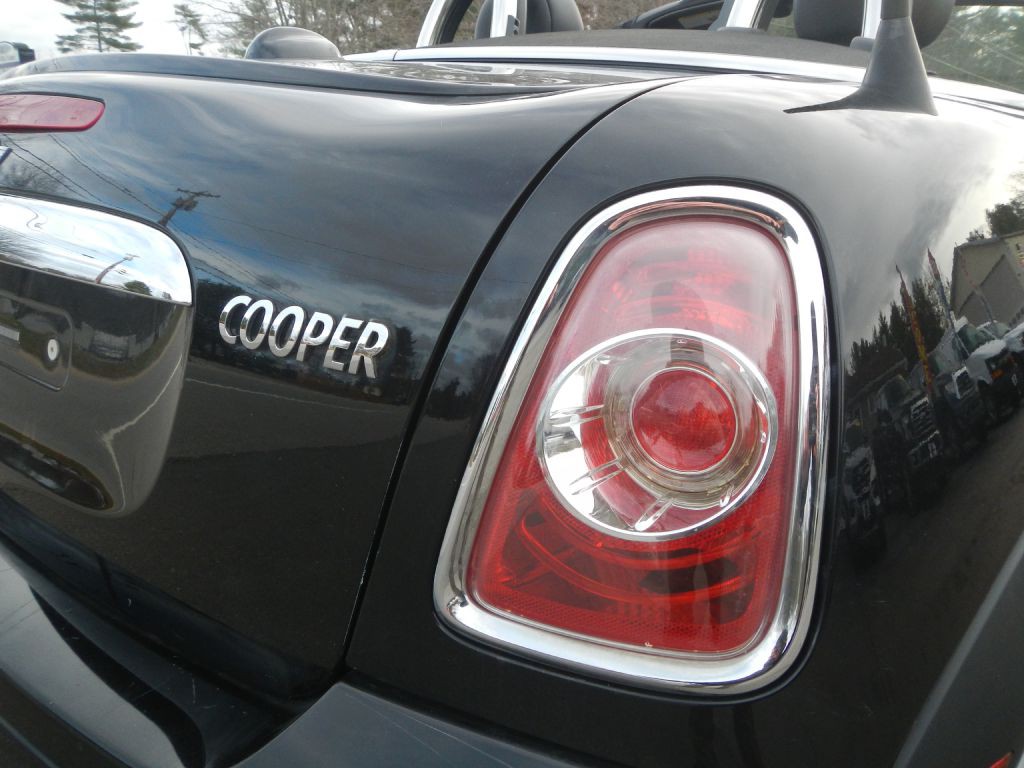 2013 MINI Cooper Image 20