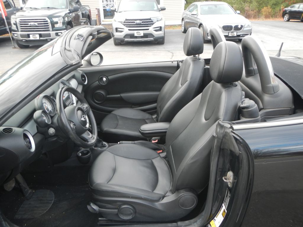 2013 MINI Cooper Image 33