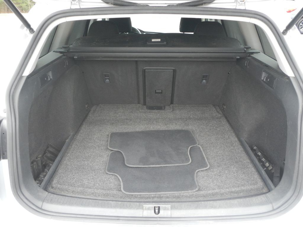 2016 Volkswagen Golf Image 54