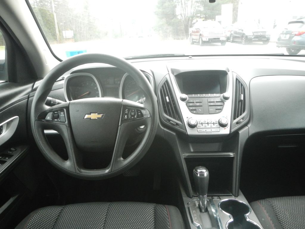 2016 Chevrolet Equinox Image 40