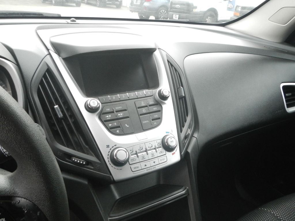 2016 Chevrolet Equinox Image 46