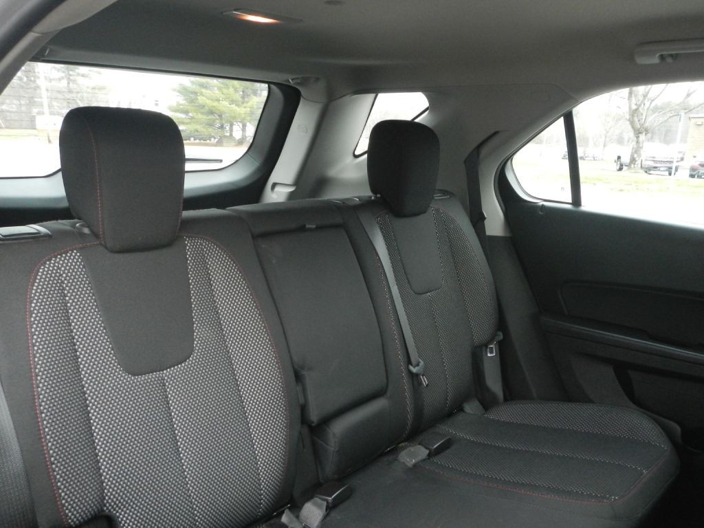 2016 Chevrolet Equinox Image 24