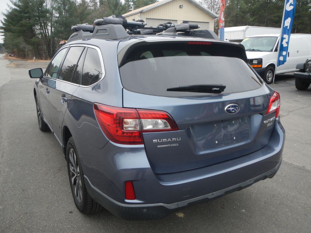 2017 Subaru Outback Image 7