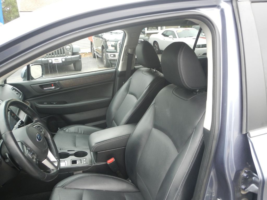 2017 Subaru Outback Image 9