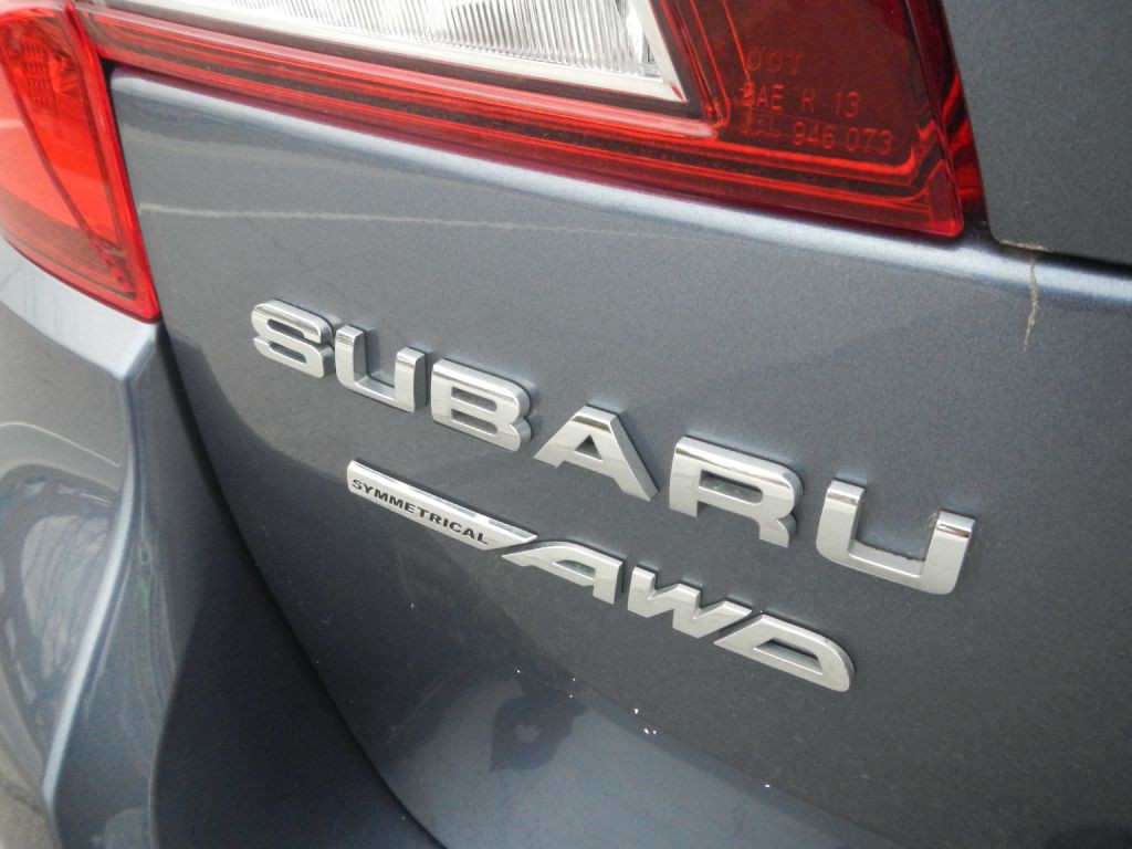 2017 Subaru Outback Image 32