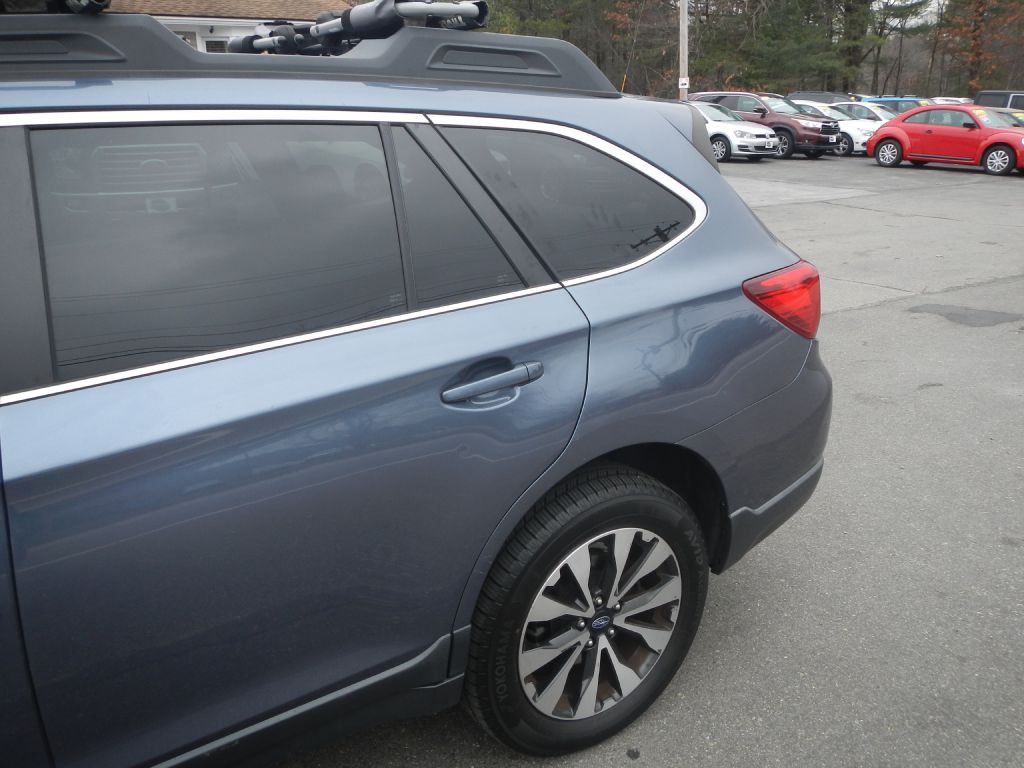2017 Subaru Outback Image 39