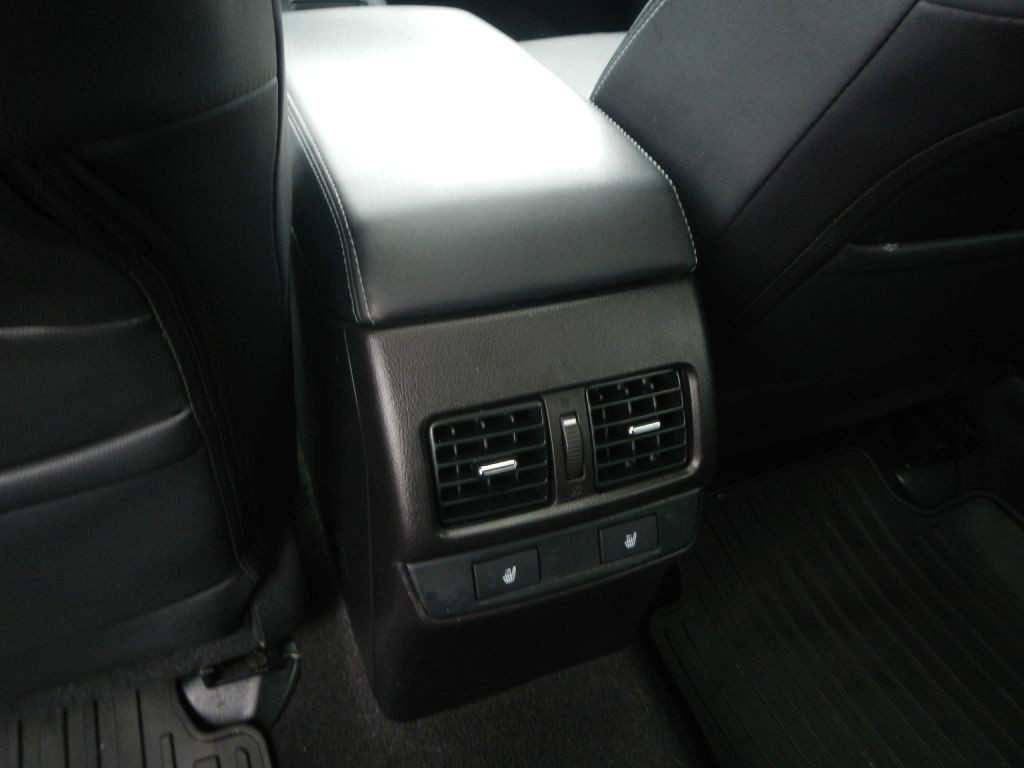 2017 Subaru Outback Image 46