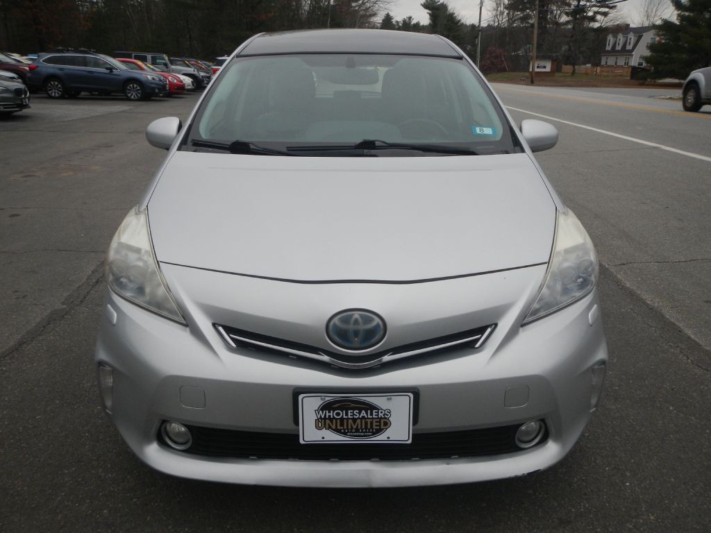 2013 Toyota Prius Image 9