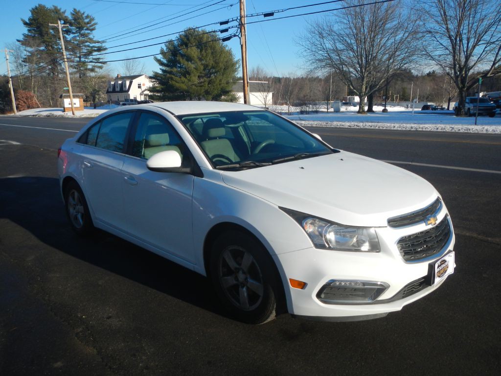 2016 Chevrolet Cruze Image 1