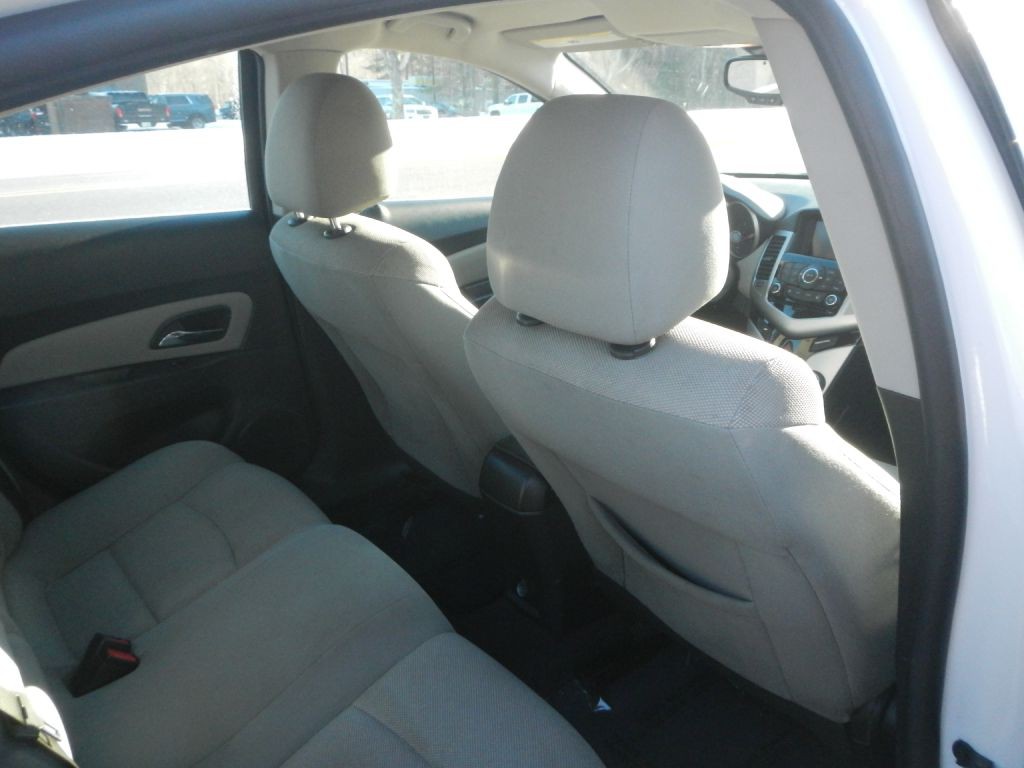 2016 Chevrolet Cruze Image 26