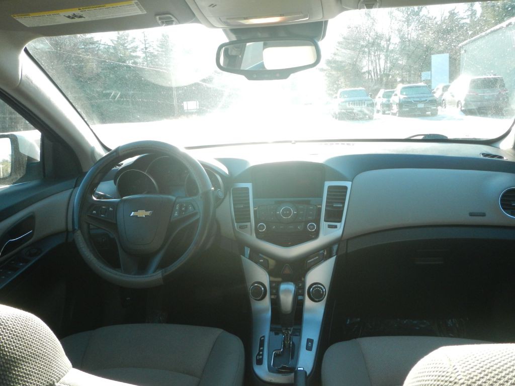 2016 Chevrolet Cruze Image 27