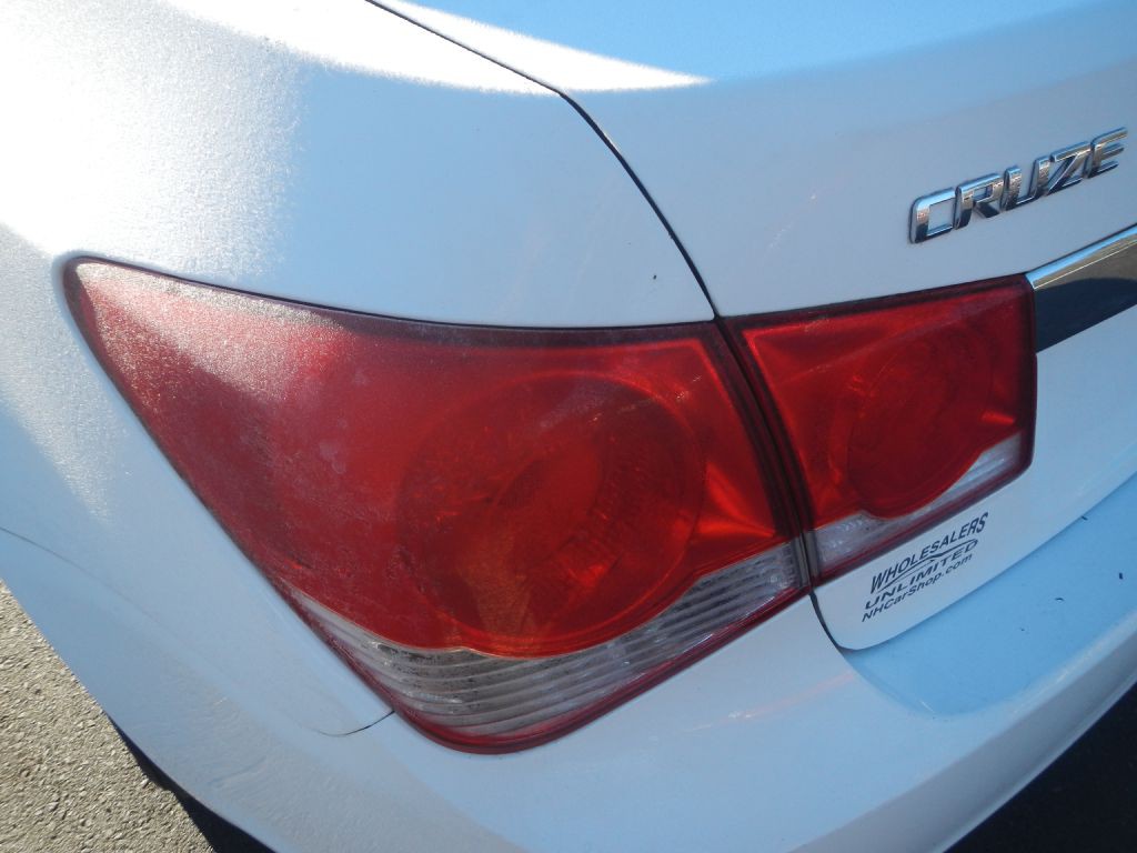 2016 Chevrolet Cruze Image 30