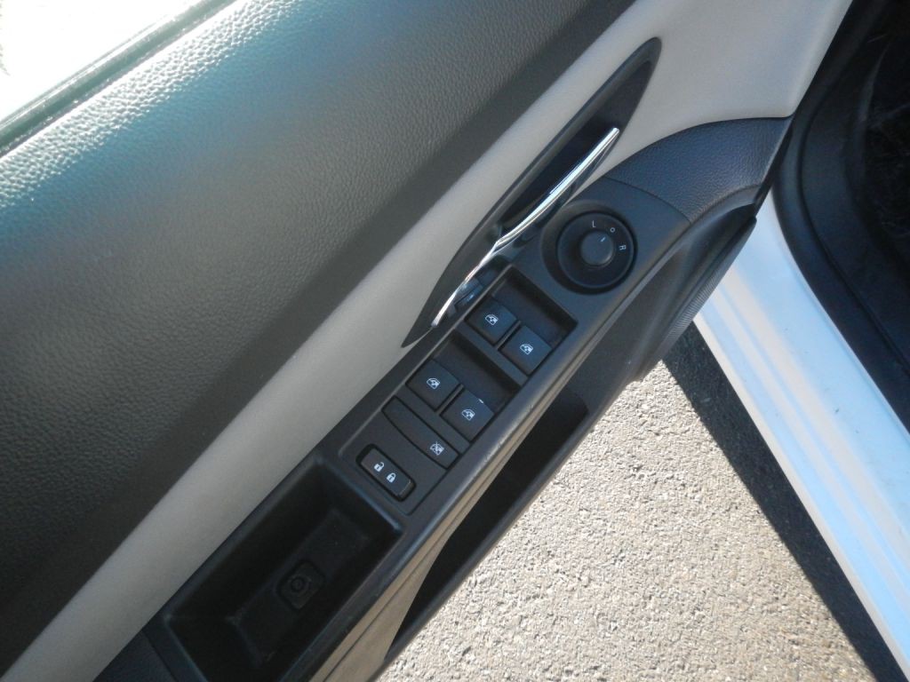 2016 Chevrolet Cruze Image 46