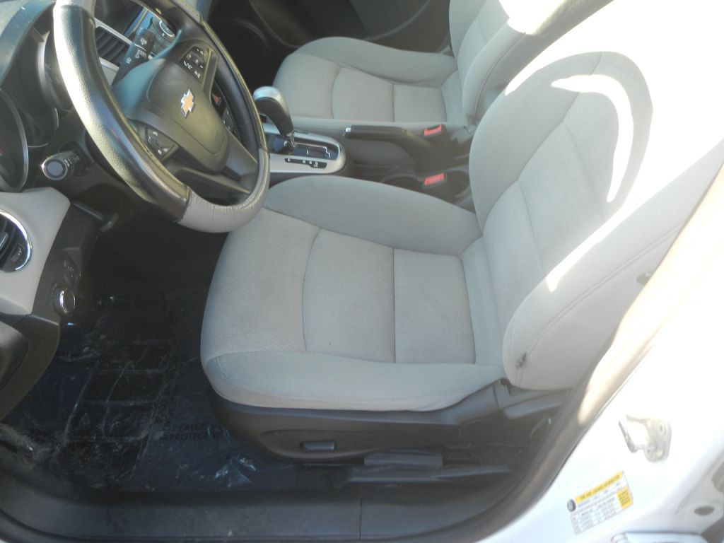 2016 Chevrolet Cruze Image 47