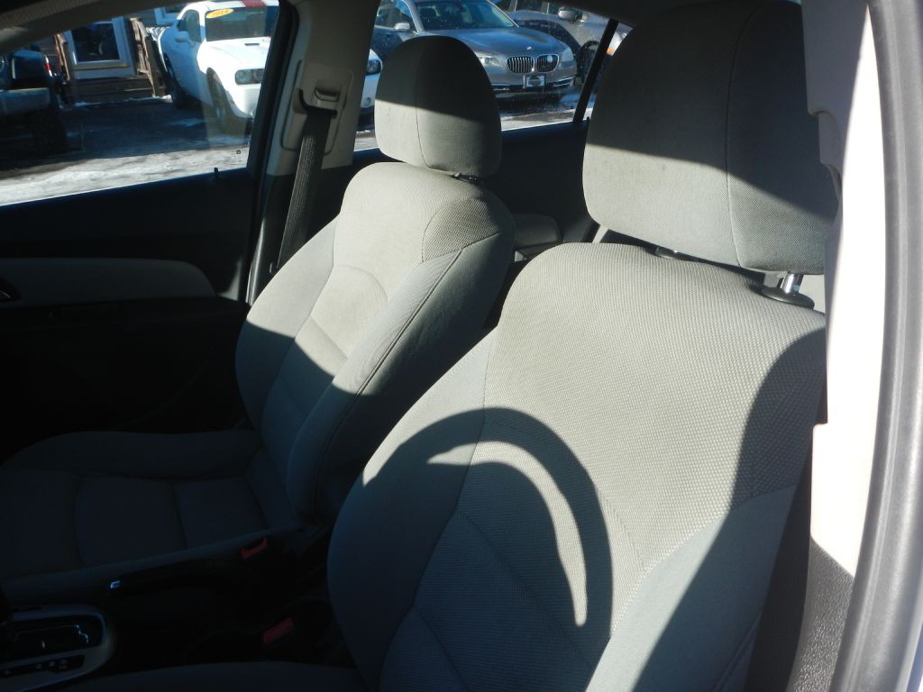 2016 Chevrolet Cruze Image 48