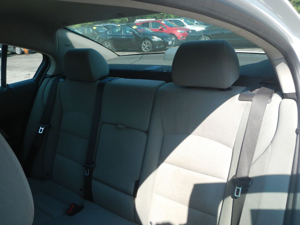 2016 Chevrolet Cruze Image 8