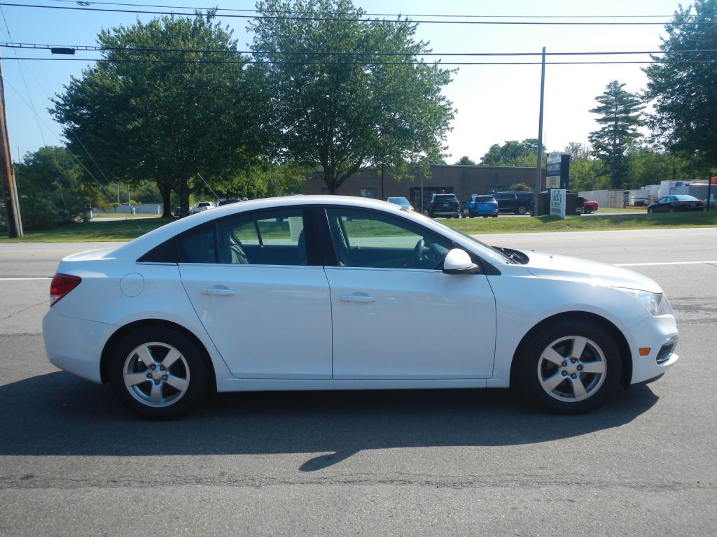 2016 Chevrolet Cruze Image 15