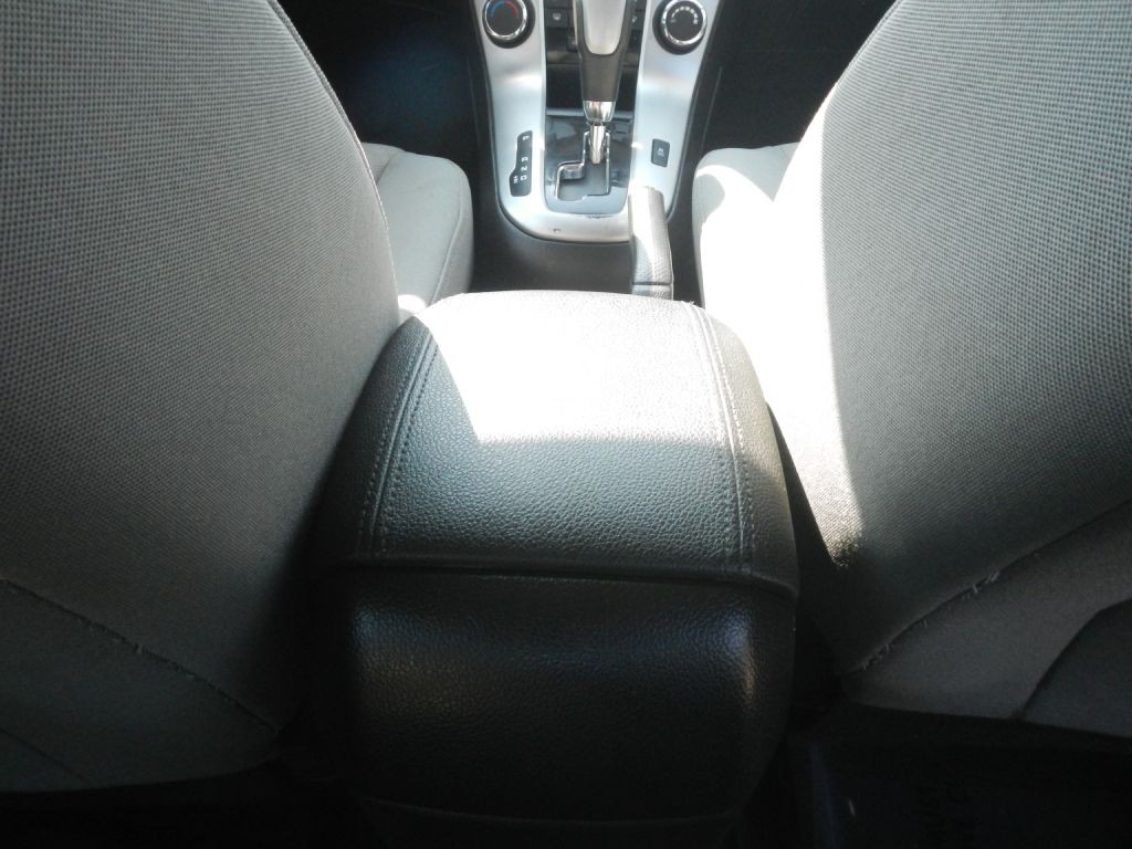 2016 Chevrolet Cruze Image 27
