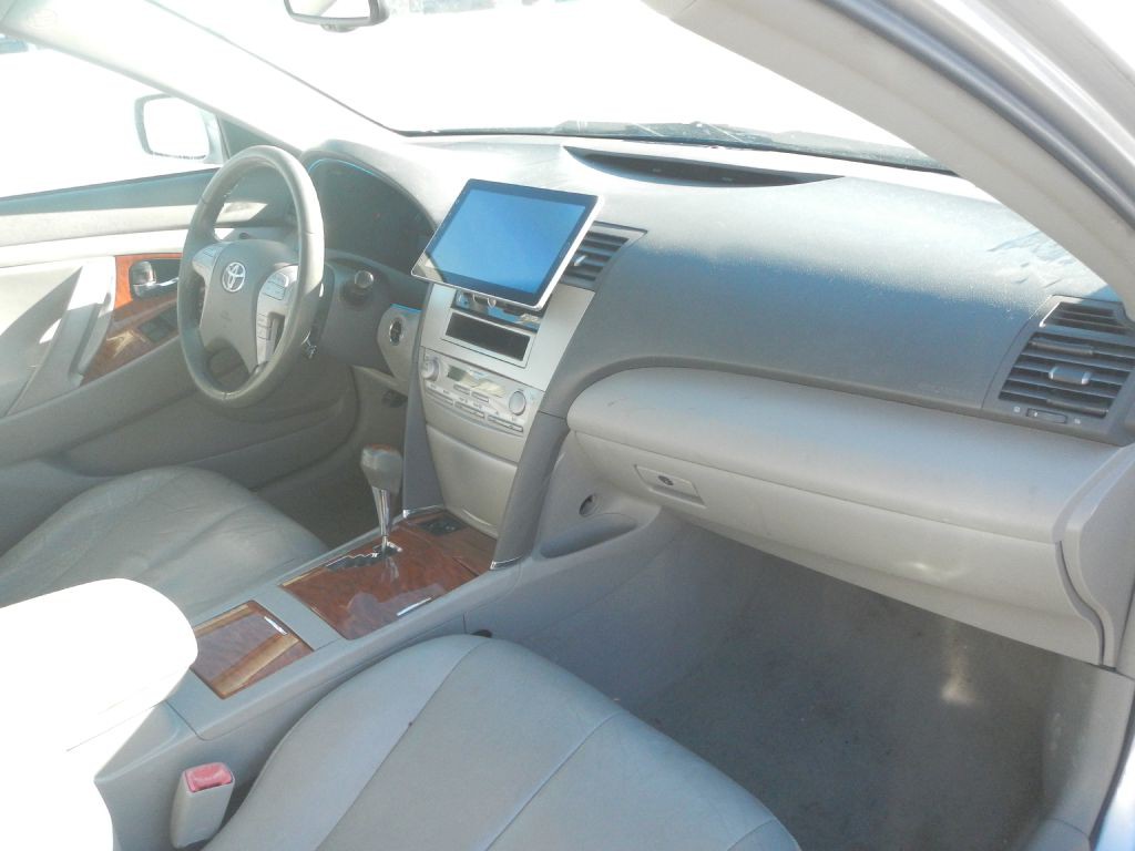 2011 Toyota Camry Image 9