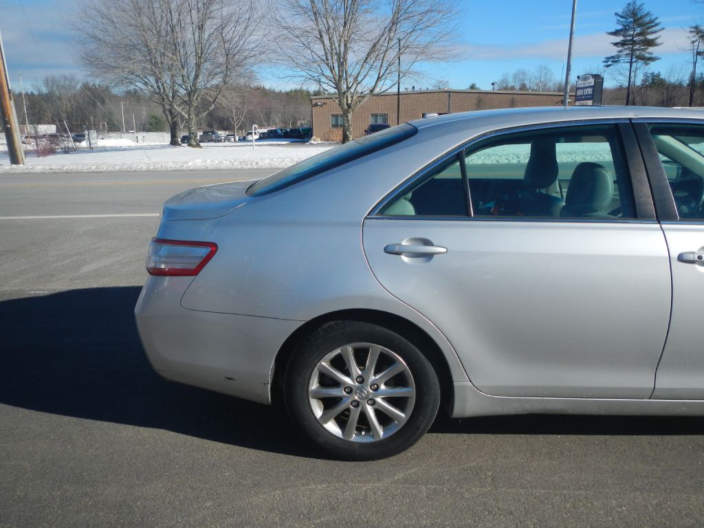 2011 Toyota Camry Image 13