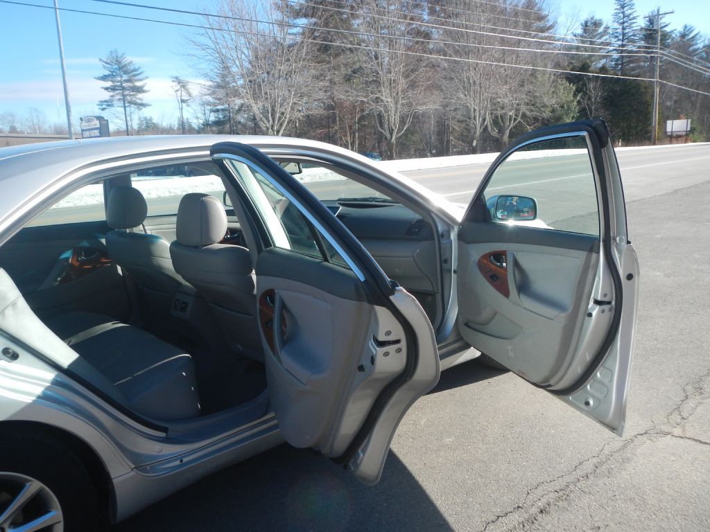 2011 Toyota Camry Image 15