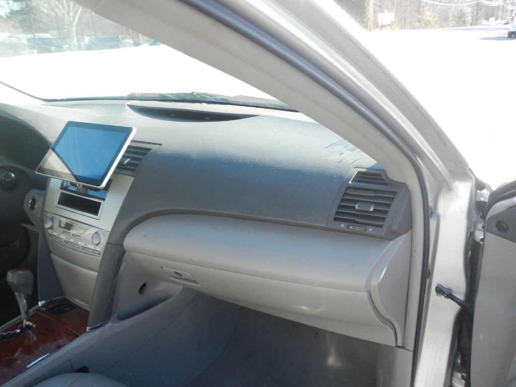 2011 Toyota Camry Image 21