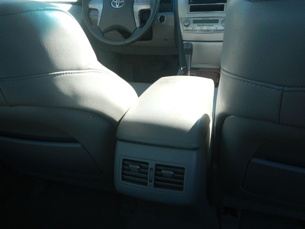 2011 Toyota Camry Image 28