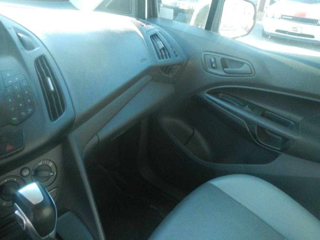 2016 Ford Transit Connect Image 40