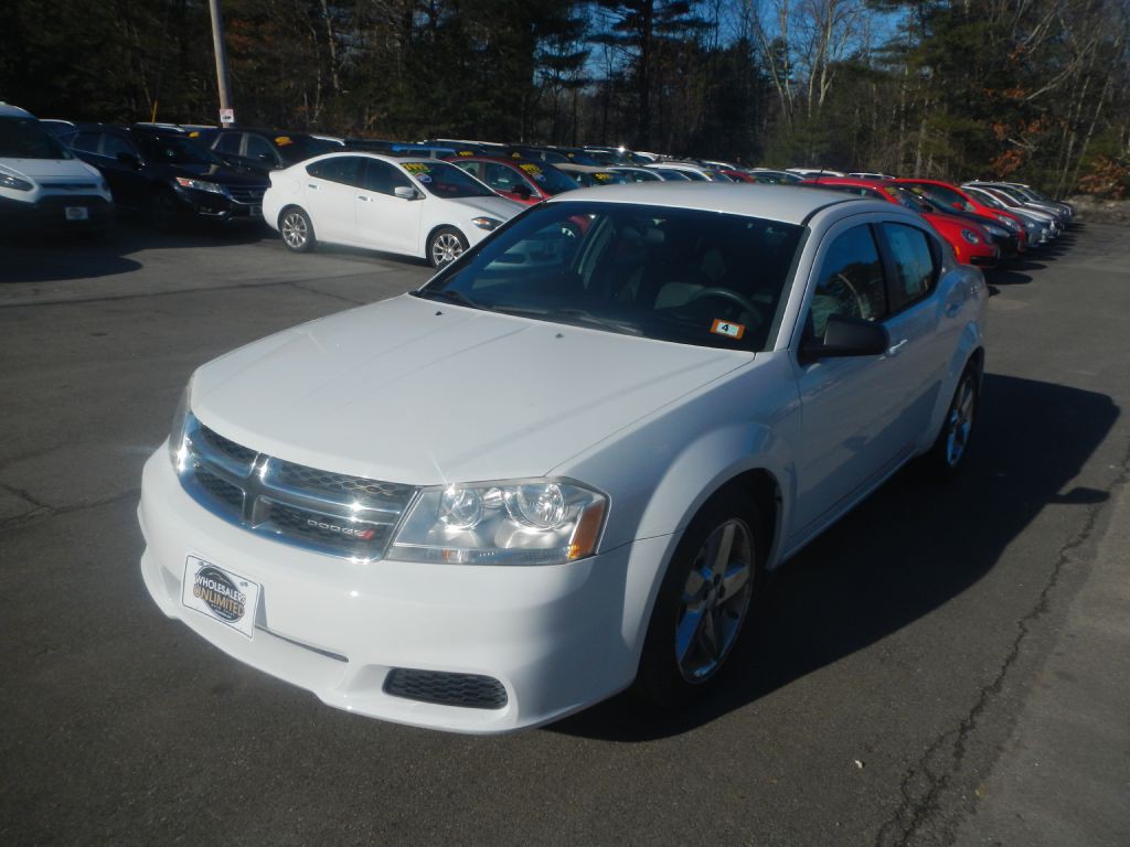 2013 Dodge Avenger Image 2