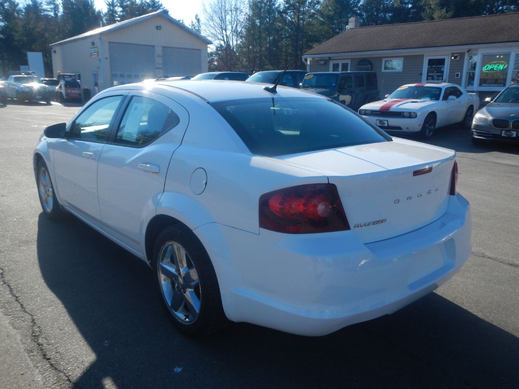 2013 Dodge Avenger Image 6