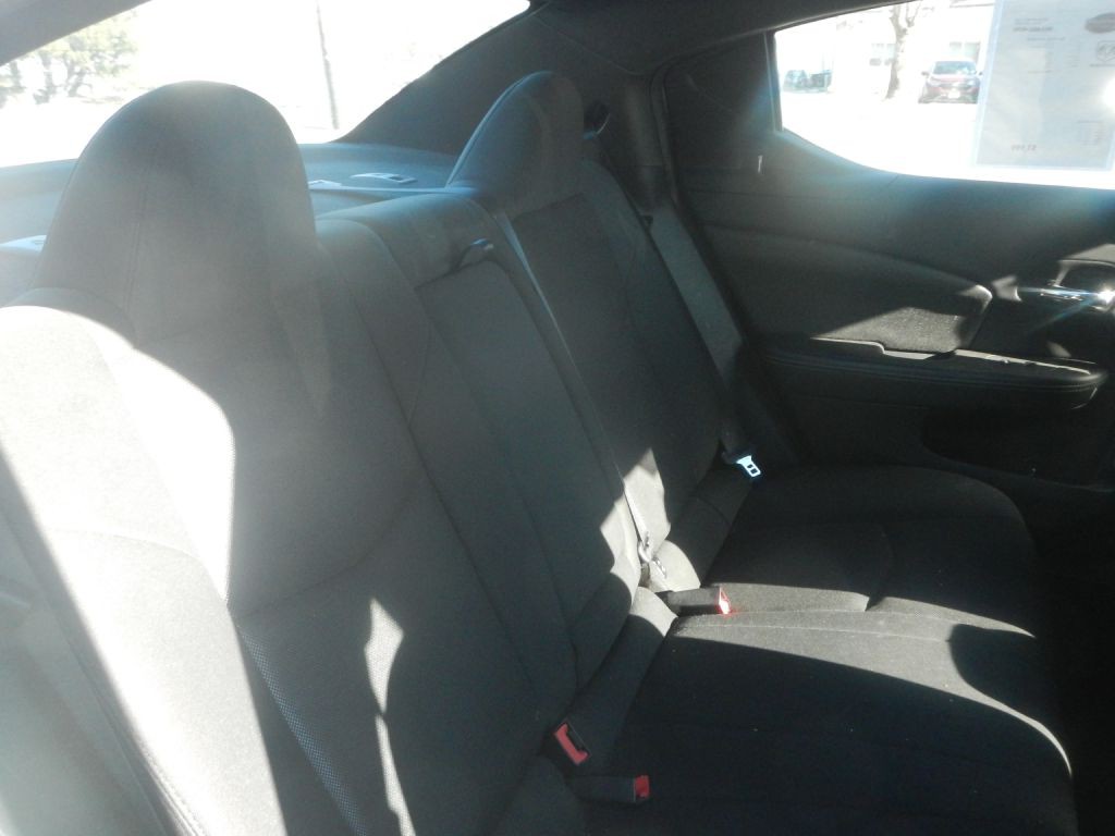 2013 Dodge Avenger Image 8