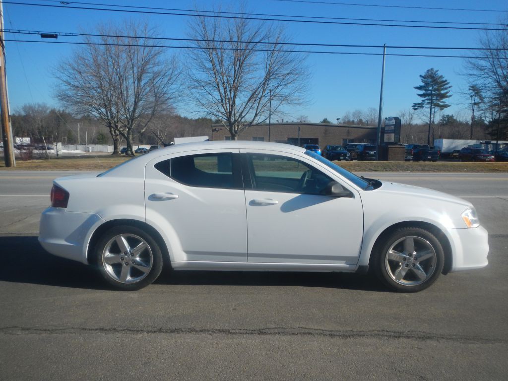 2013 Dodge Avenger Image 14