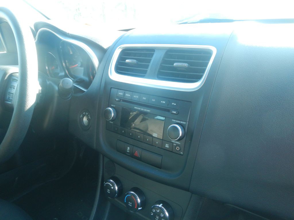 2013 Dodge Avenger Image 20