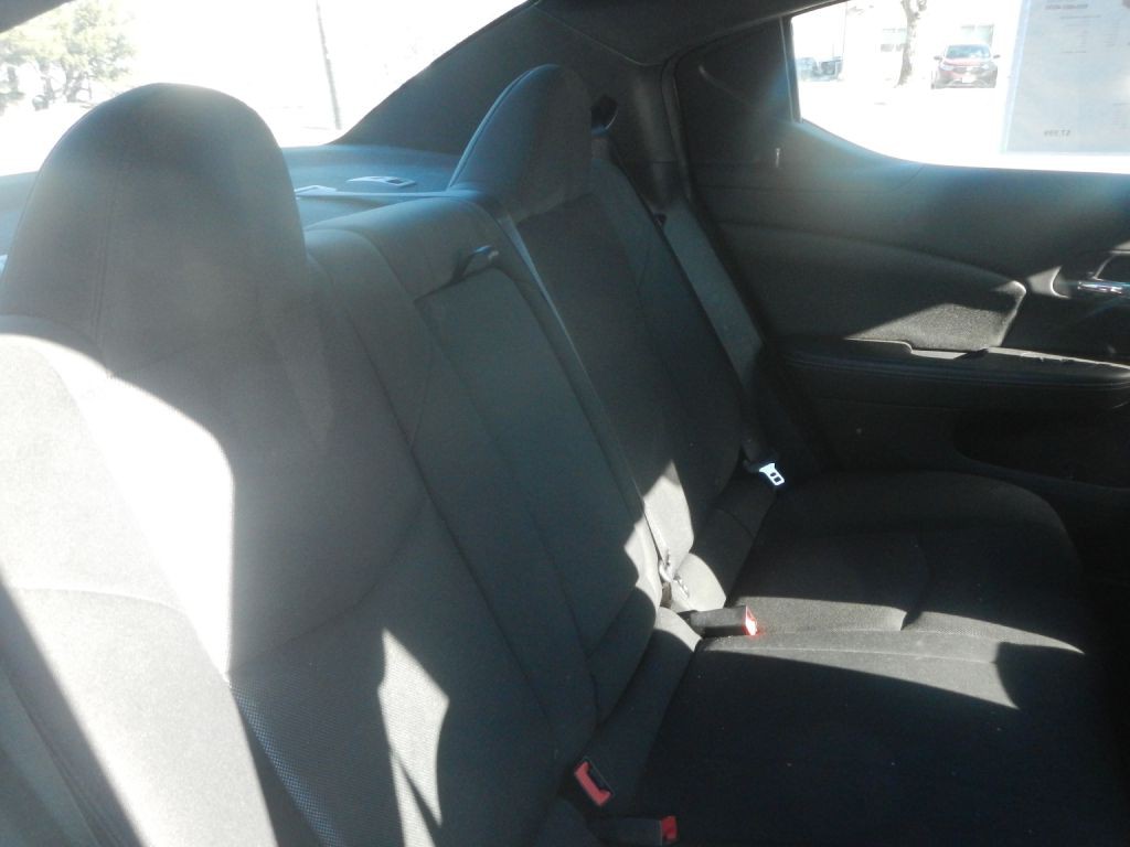 2013 Dodge Avenger Image 27