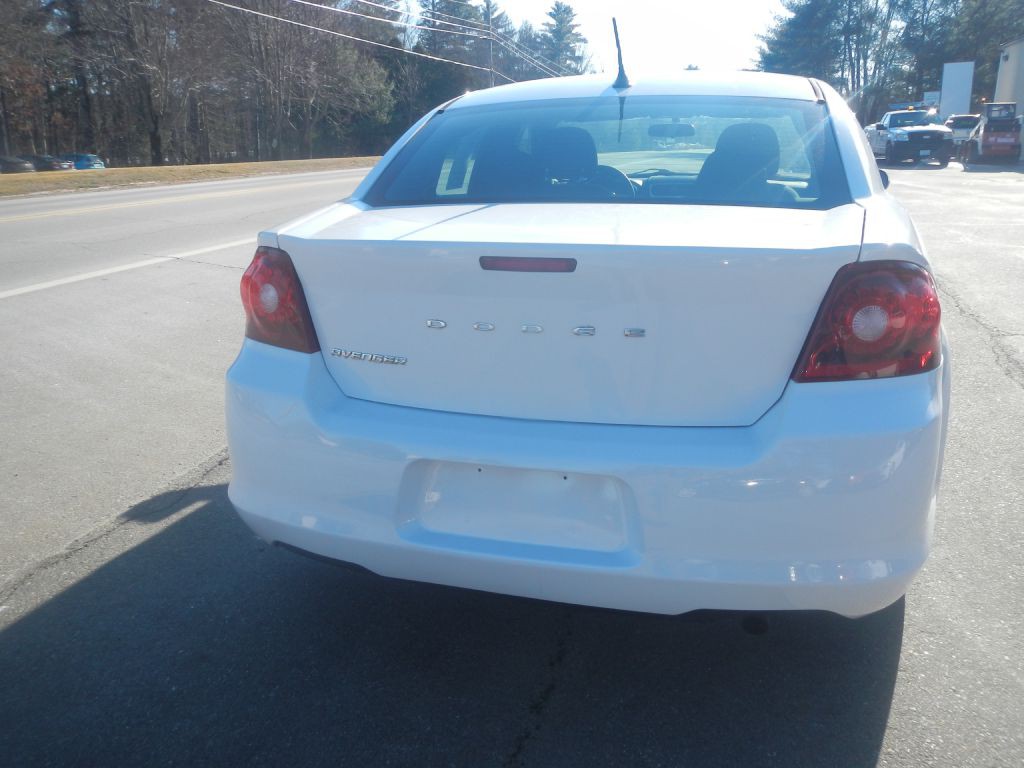 2013 Dodge Avenger Image 29