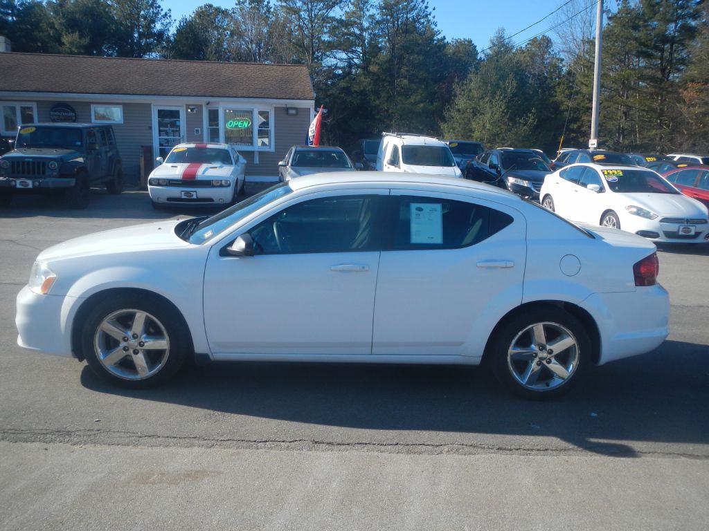 2013 Dodge Avenger Image 36