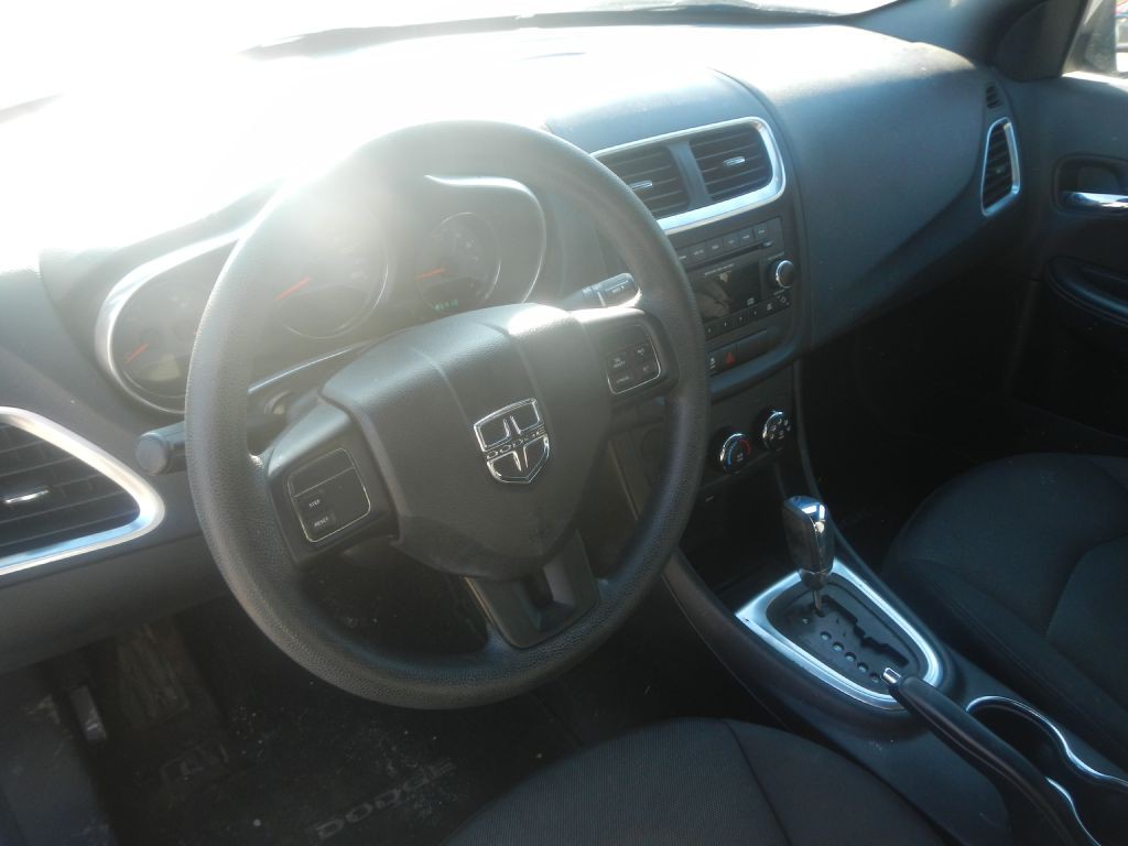 2013 Dodge Avenger Image 47