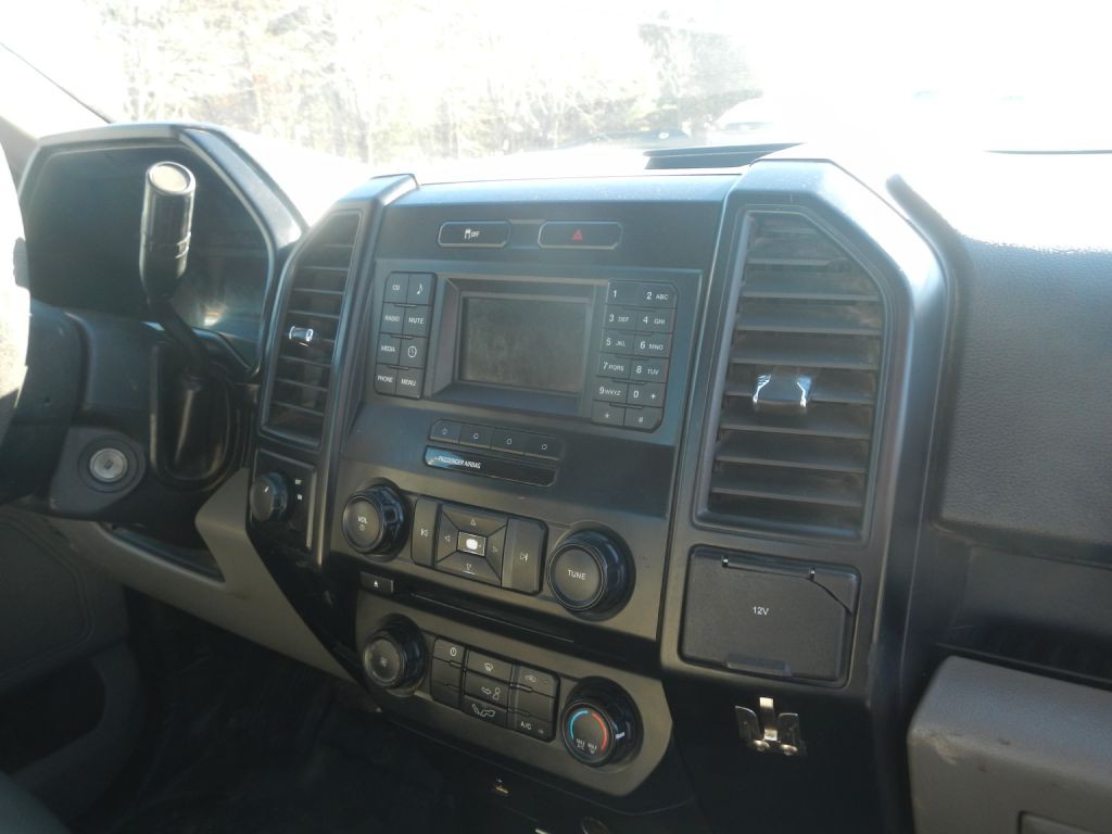 2016 Ford F-150 Image 18