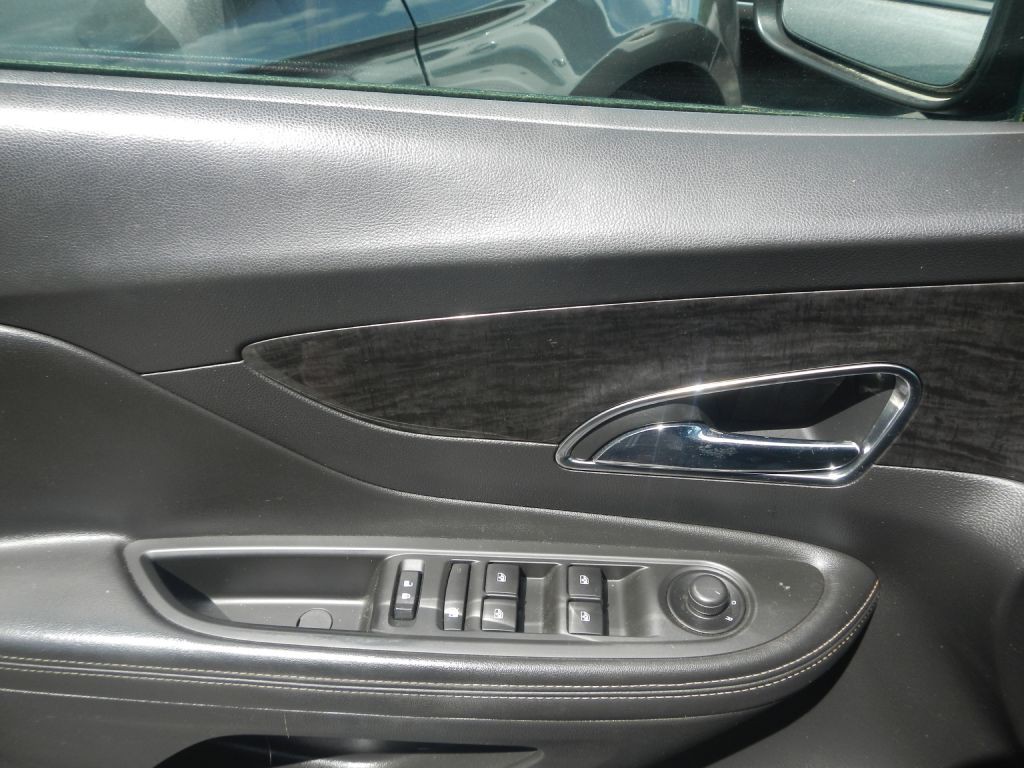 2015 Buick Enclave Image 13