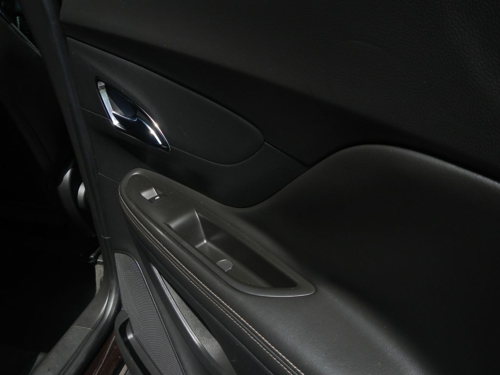 2015 Buick Enclave Image 34