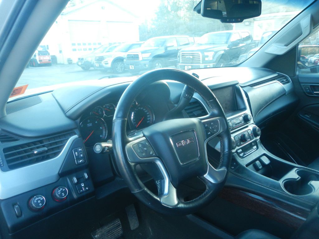 2015 GMC Yukon Image 3
