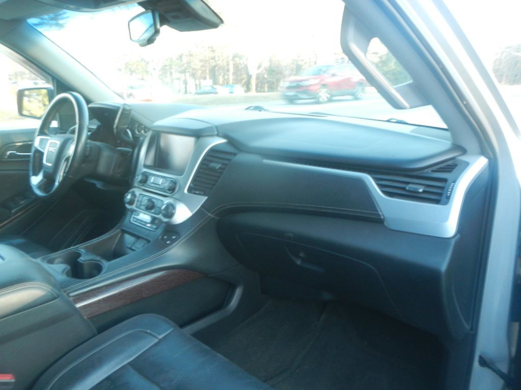 2015 GMC Yukon Image 12