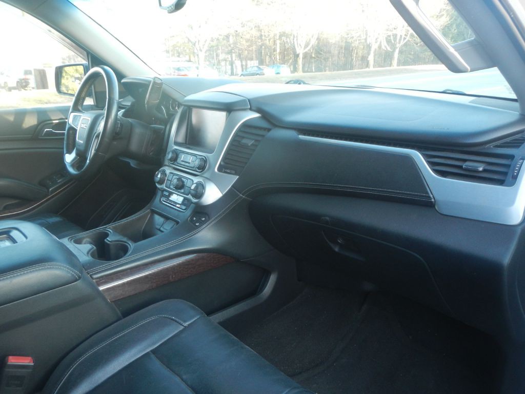 2015 GMC Yukon Image 24